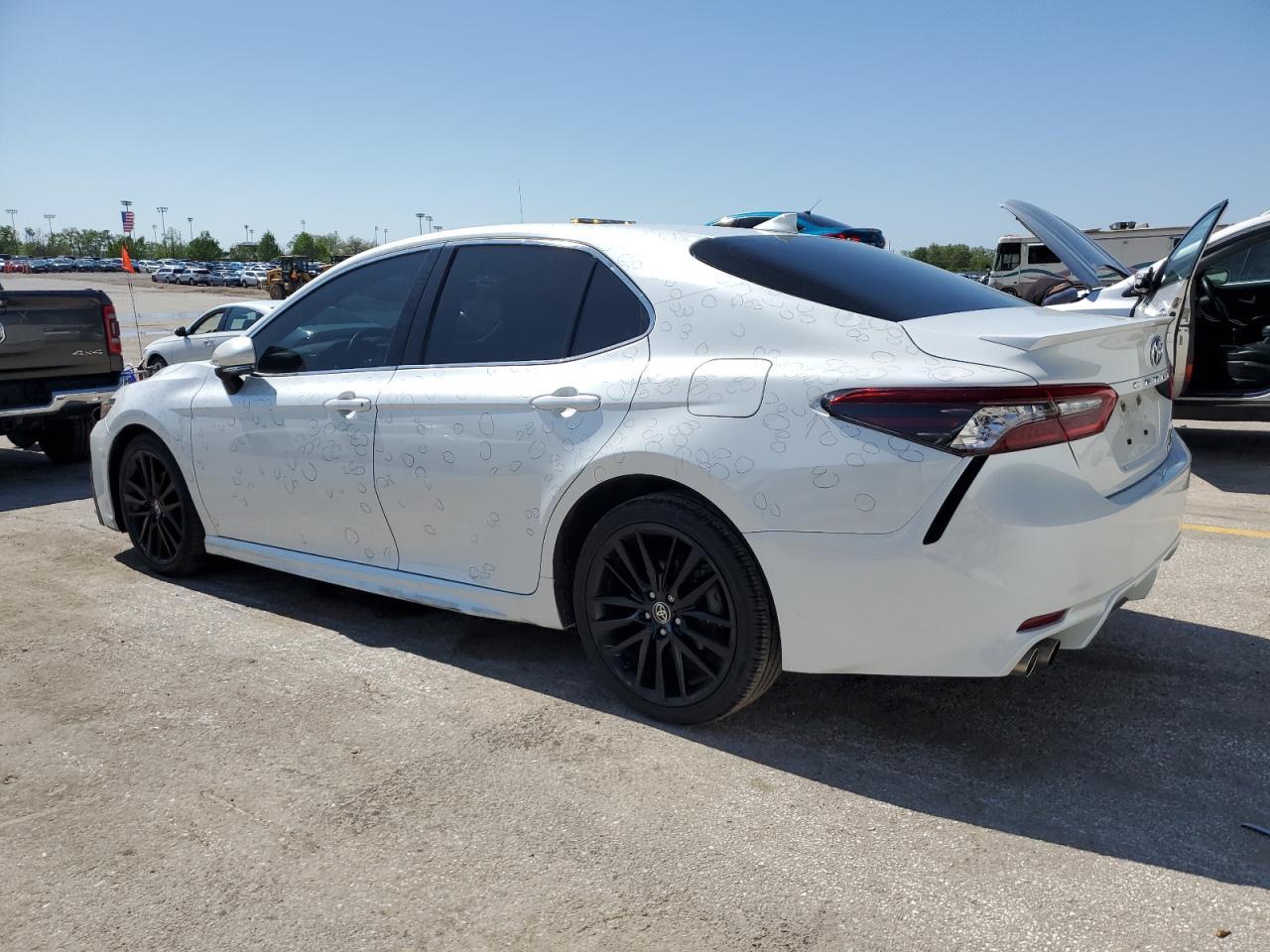 2022 Toyota Camry Xse - Image 2