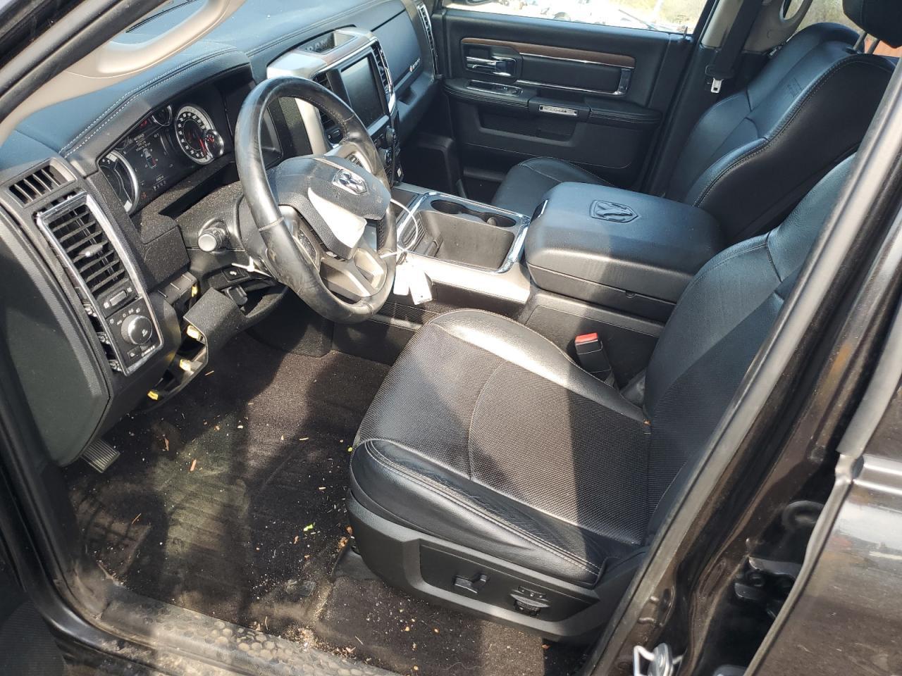 2017 Ram 1500 Laramie - Image 7