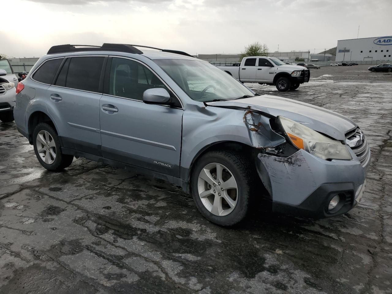 2013 Subaru Outback 2.5I Limited - Image 4