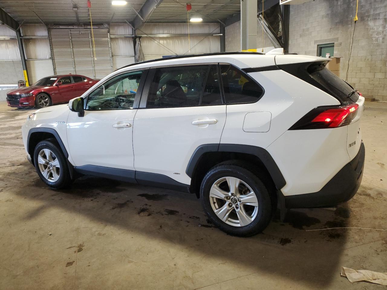 2021 Toyota Rav4 Hybrid Xle - Фото 2