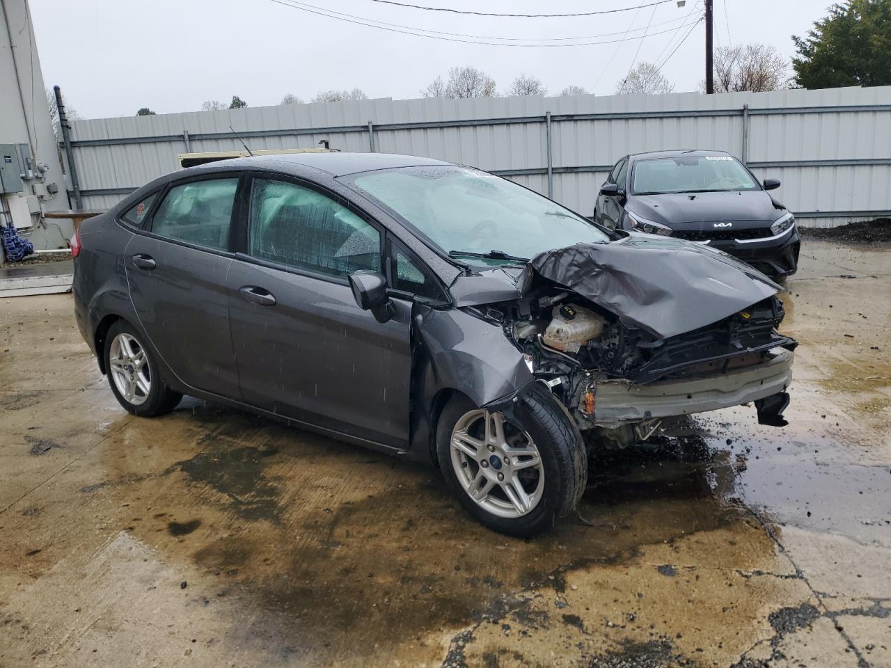 2019 Ford Fiesta Se - Фото 4