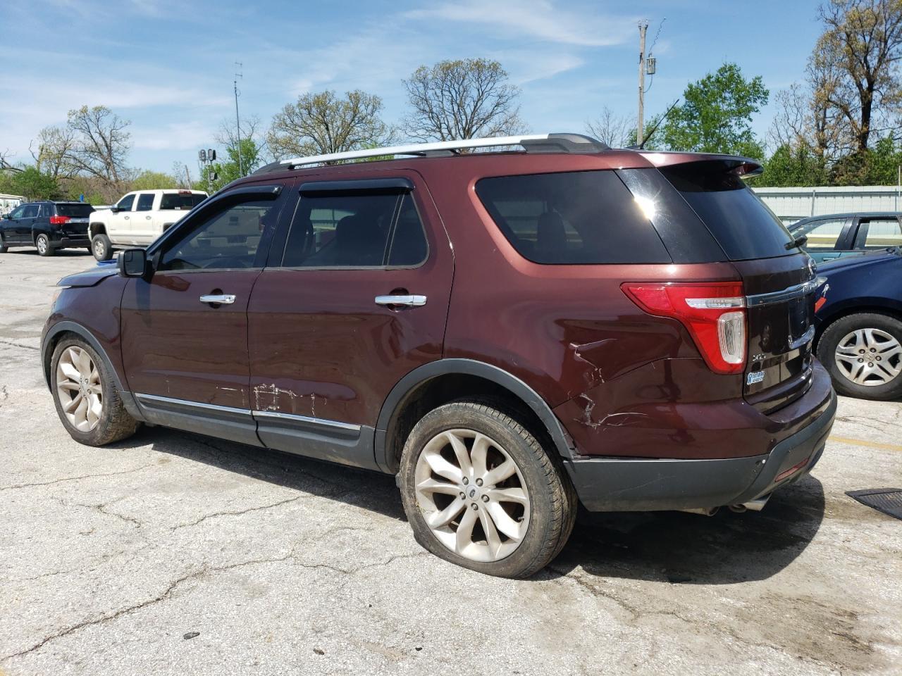 2012 Ford Explorer Xlt - Фото 2