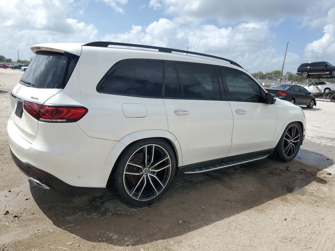 2022 Mercedes-Benz Gls 450 4Matic - Фото 3