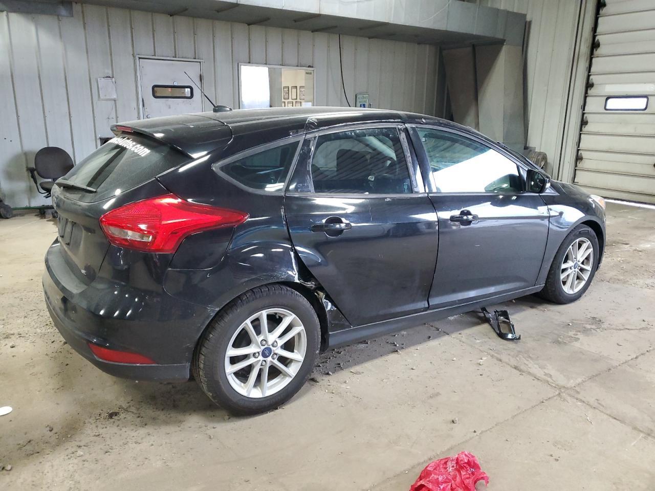 2017 Ford Focus Se - Фото 3