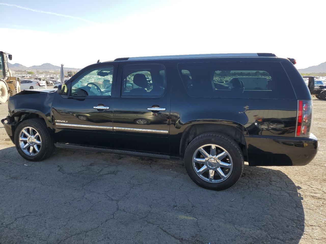 2010 GMC Yukon Xl Denali - Фото 2