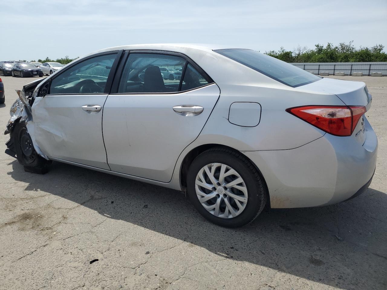2017 Toyota Corolla L - Фото 2
