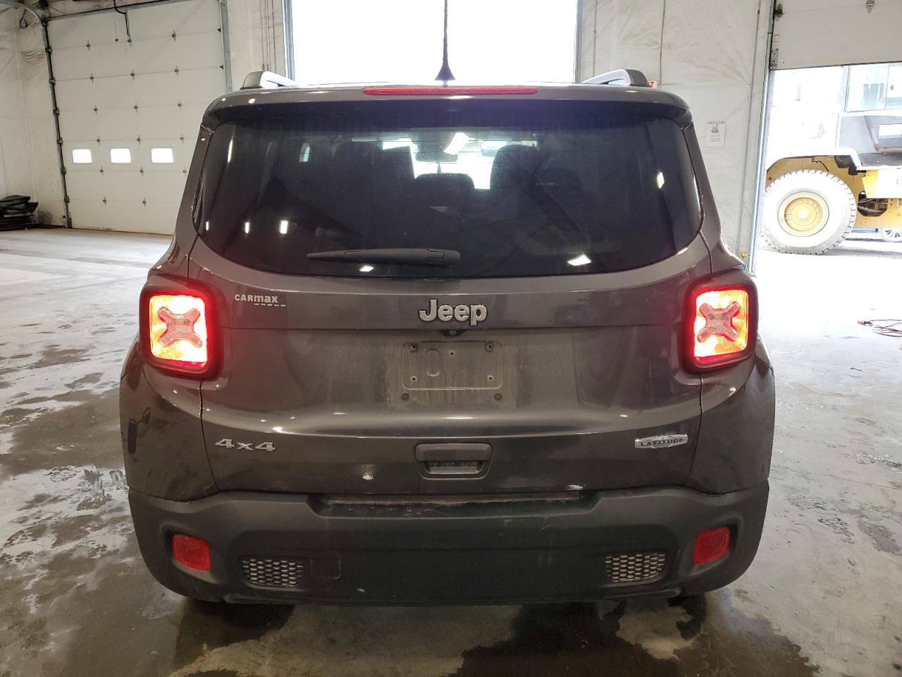 2020 Jeep Renegade Latitude - Фото 6