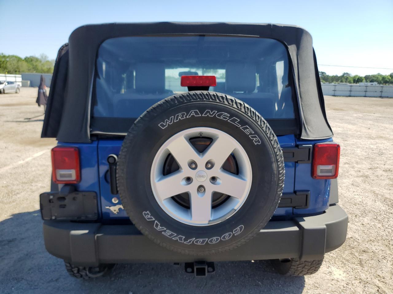 2010 Jeep Wrangler Sport - Фото 6
