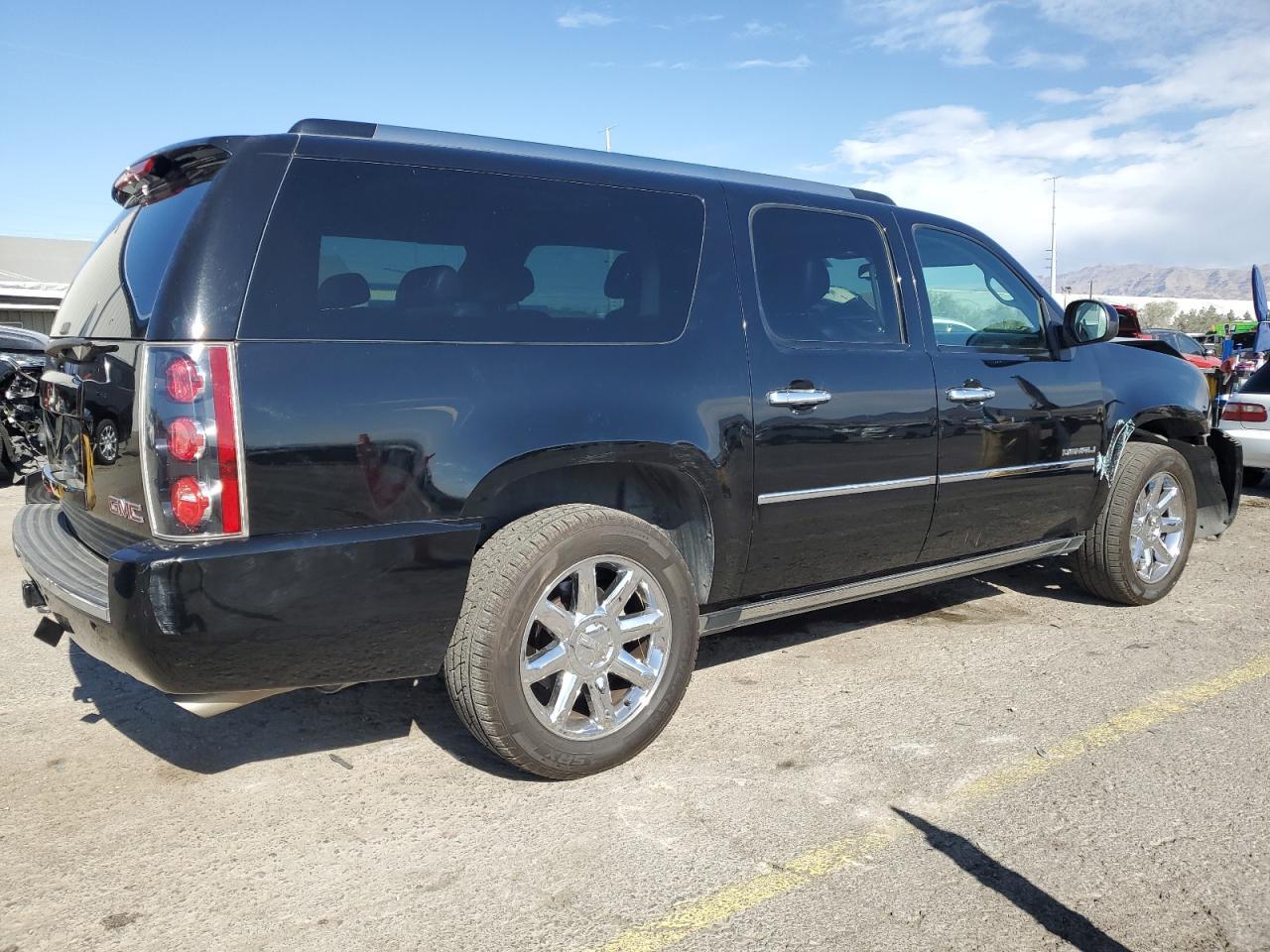 2010 GMC Yukon Xl Denali - Фото 3