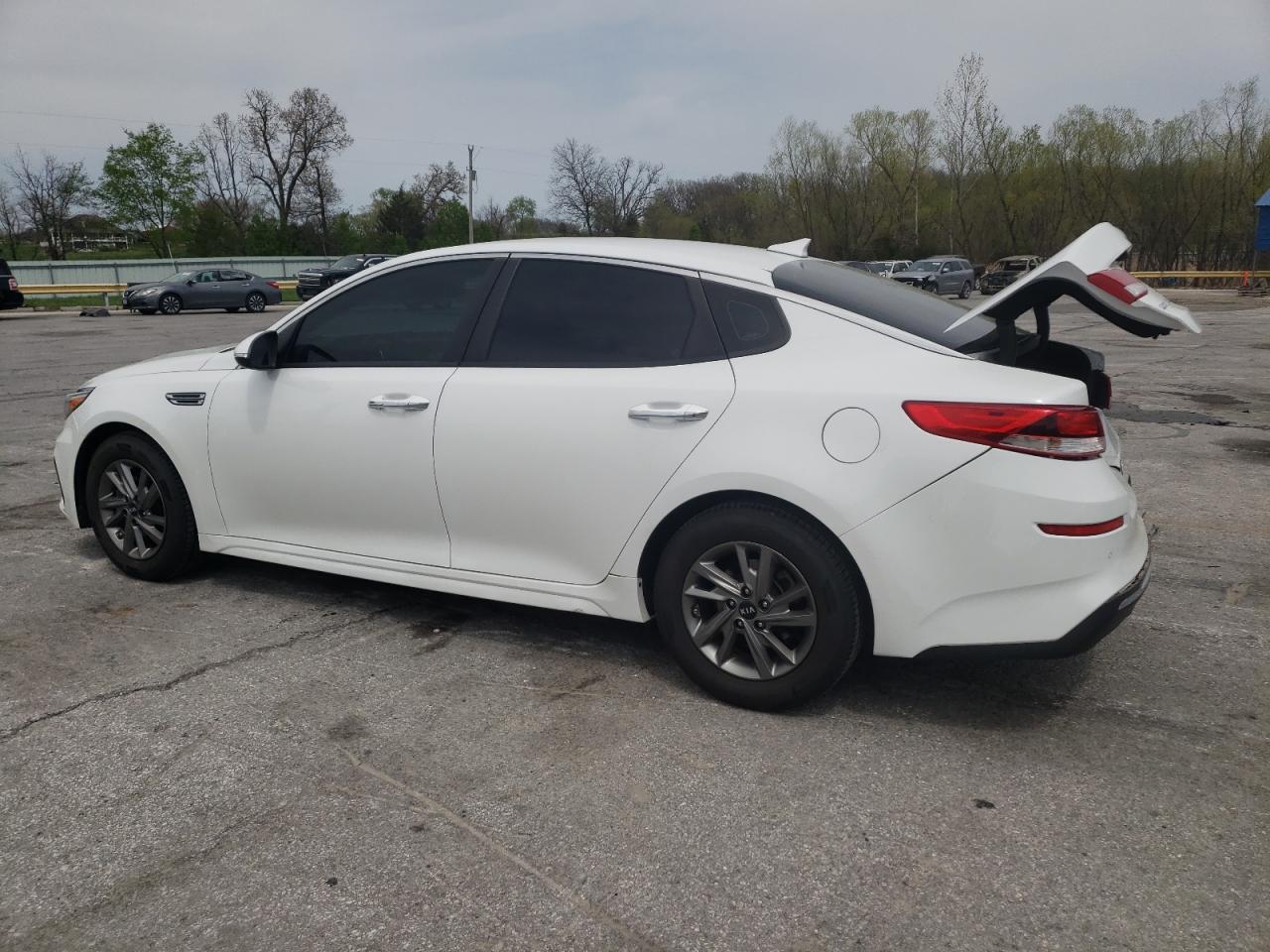 2019 Kia Optima Lx - Фото 2