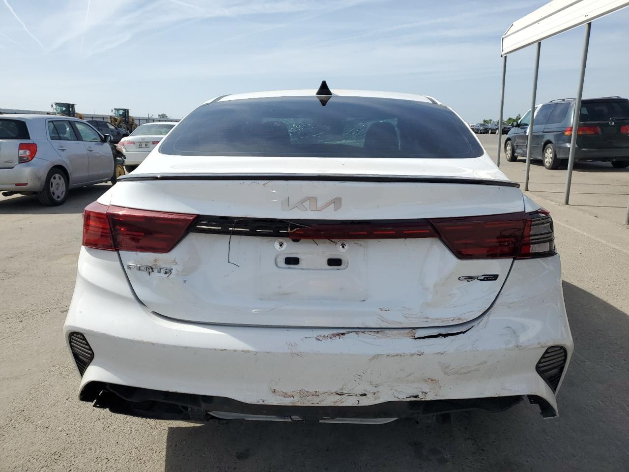 2024 Kia Forte Gt Line - Фото 6