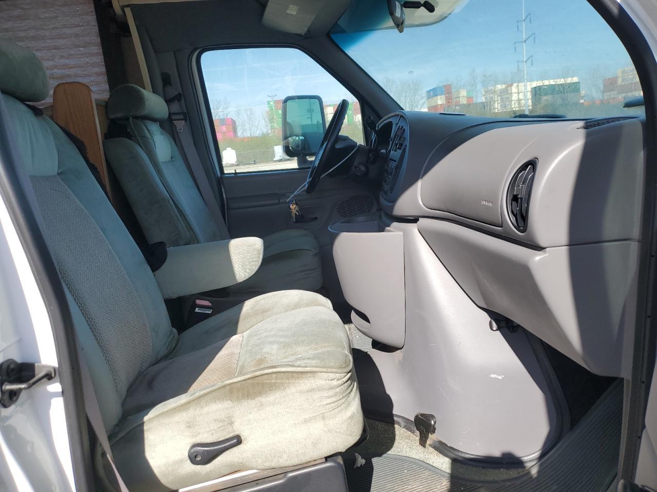 1997 Ford Econoline E450 Super Duty Cutaway Van Rv - Фото 5
