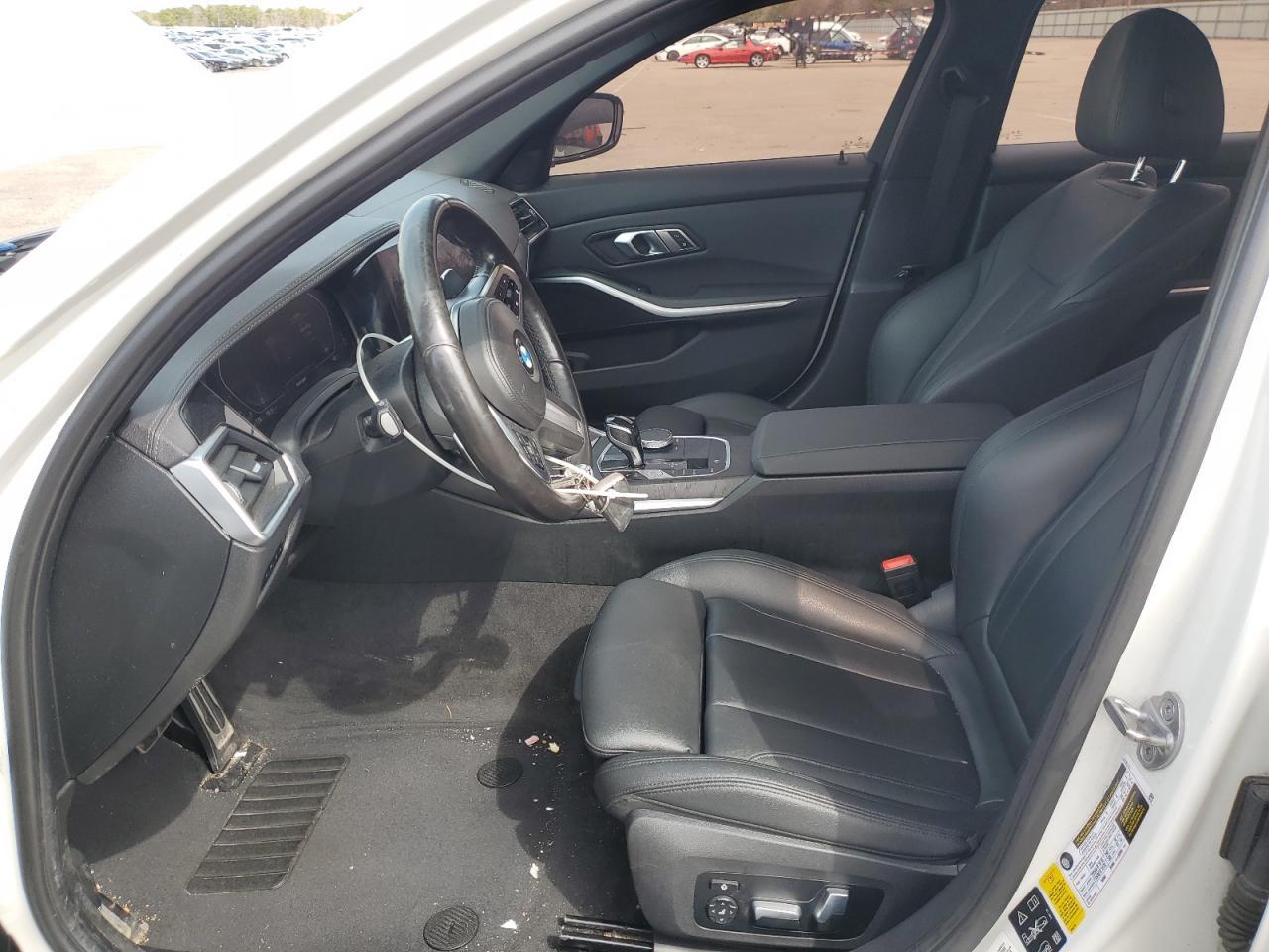 2019 BMW 330Xi - Image 7