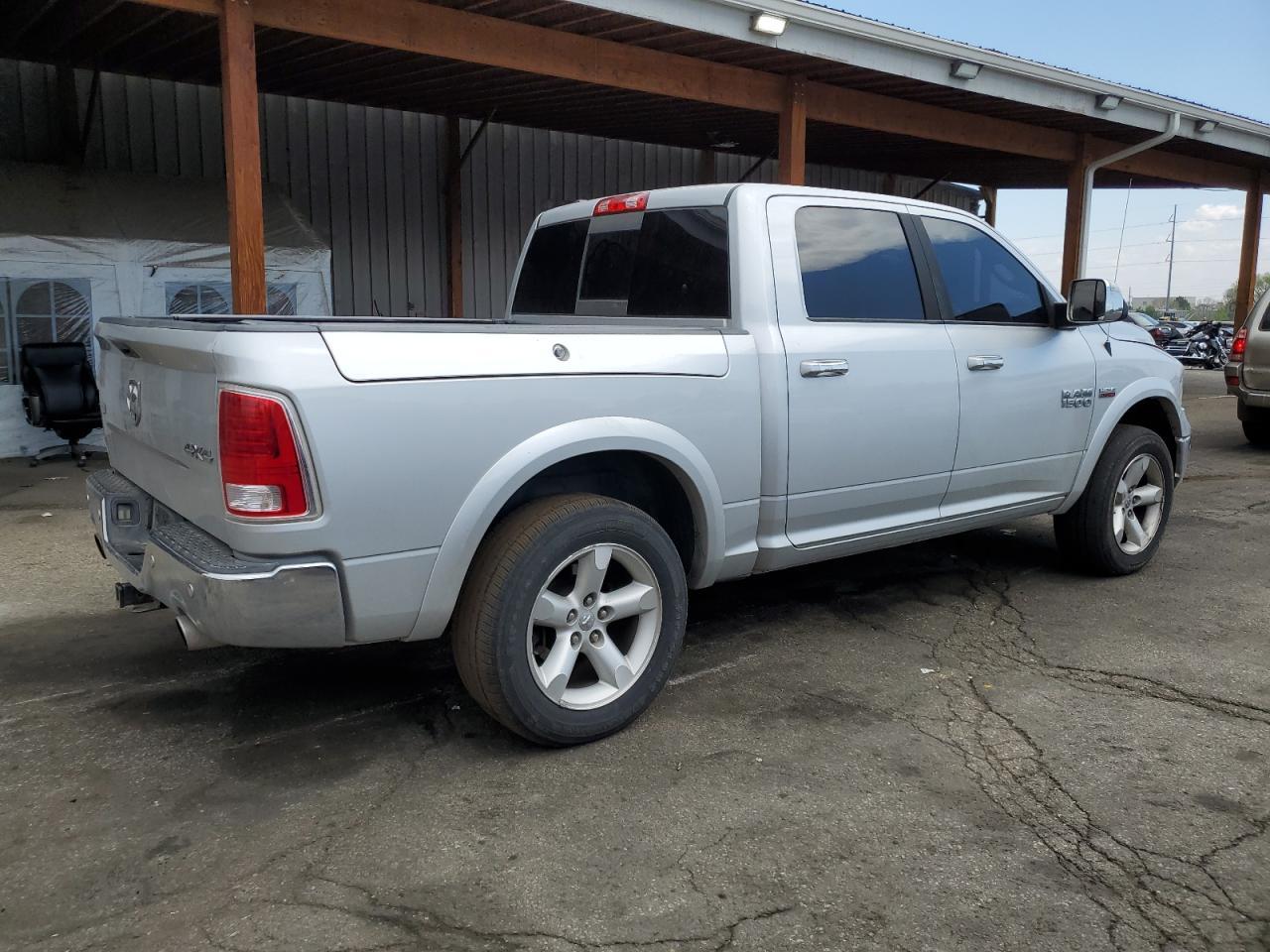 2016 Ram 1500 Laramie - Фото 3
