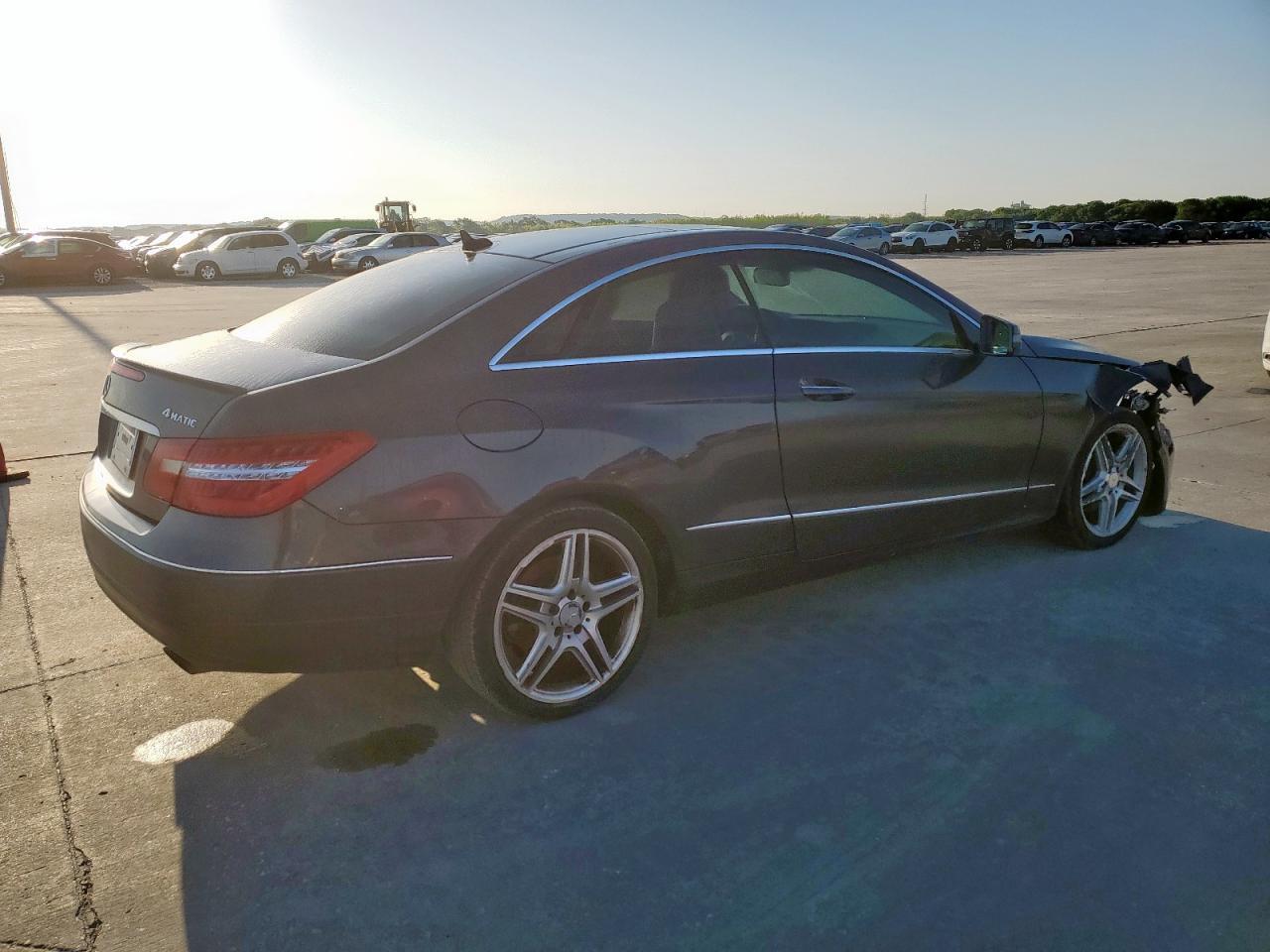 2013 Mercedes-Benz E 350 4Matic - Фото 3