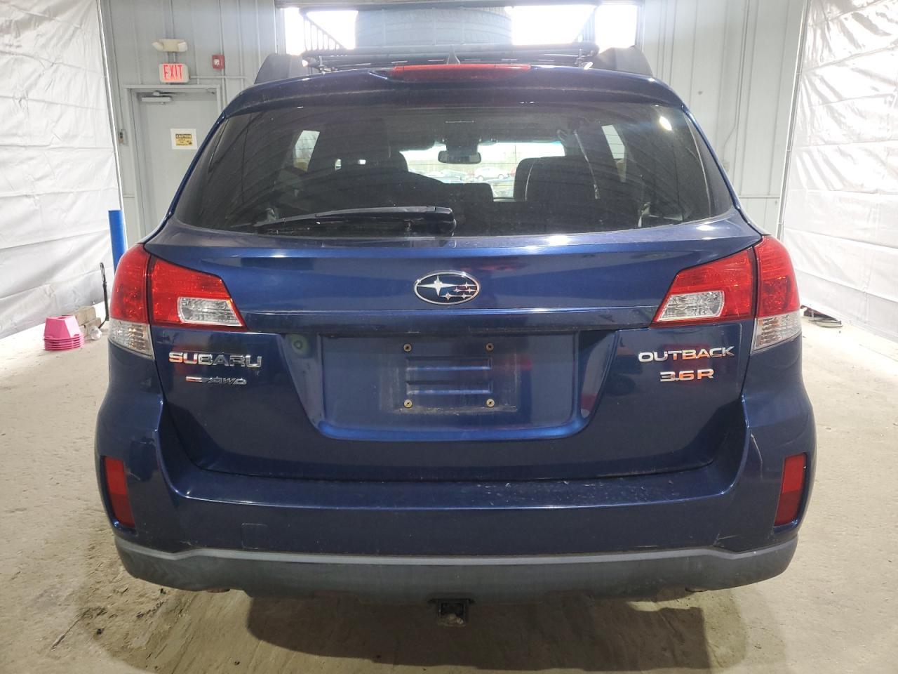 2011 Subaru Outback 3.6R Limited - Фото 6