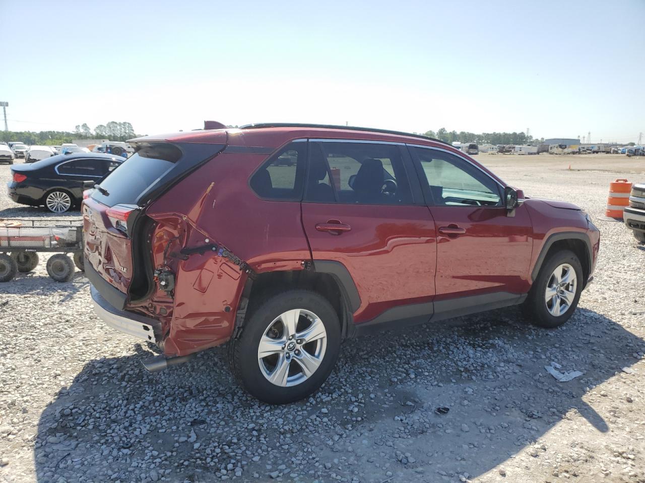 2021 Toyota Rav4 Xle - Image 3