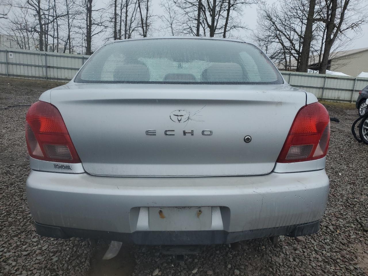 2002 Toyota Echo - Image 6