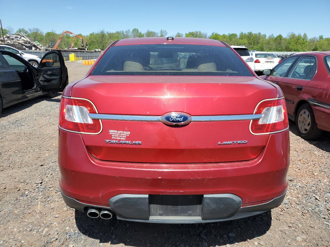 2012 Ford Taurus Limited - Image 6