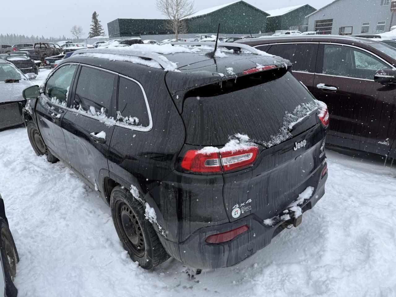 2016 Jeep Cherokee Latitude - Фото 2