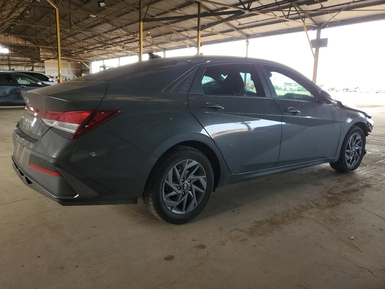 2024 Hyundai Elantra Sel - Фото 3