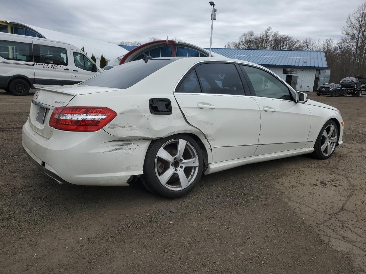 2011 Mercedes-Benz E 350 4Matic - Фото 3