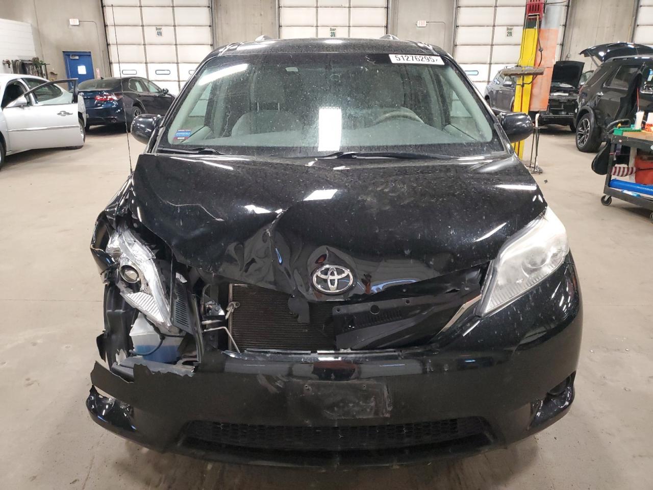 2013 Toyota Sienna Le - Фото 5