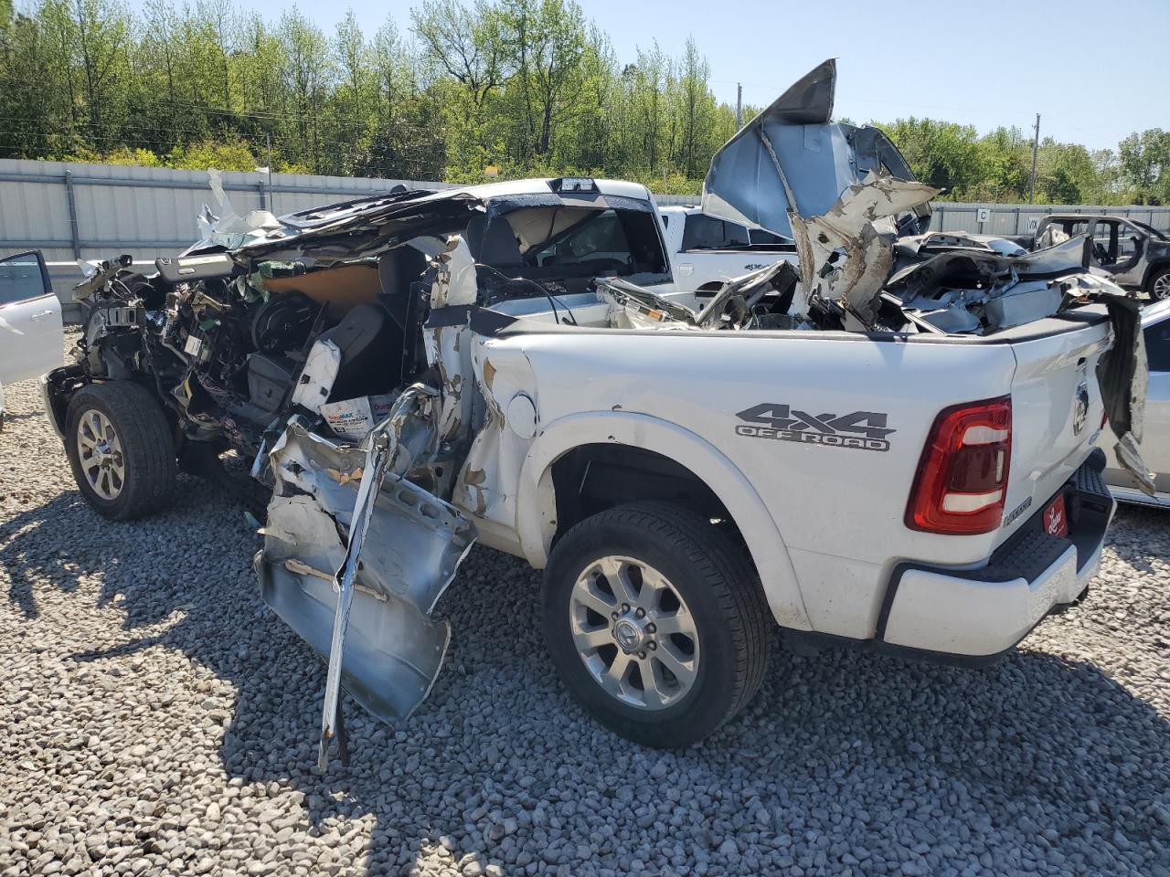 2020 Ram 2500 Laramie - Фото 2