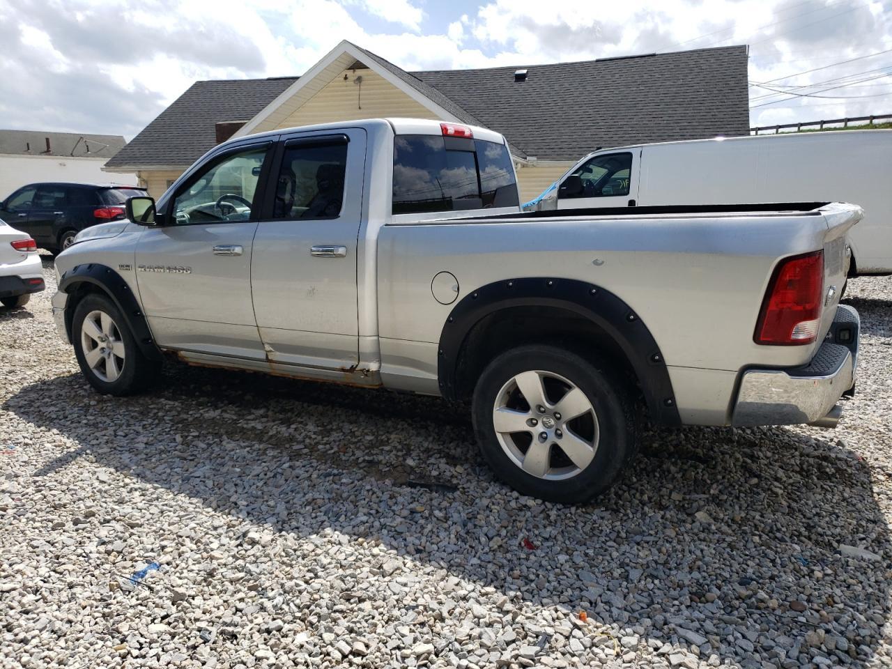 2011 Dodge Ram 1500 - Фото 2