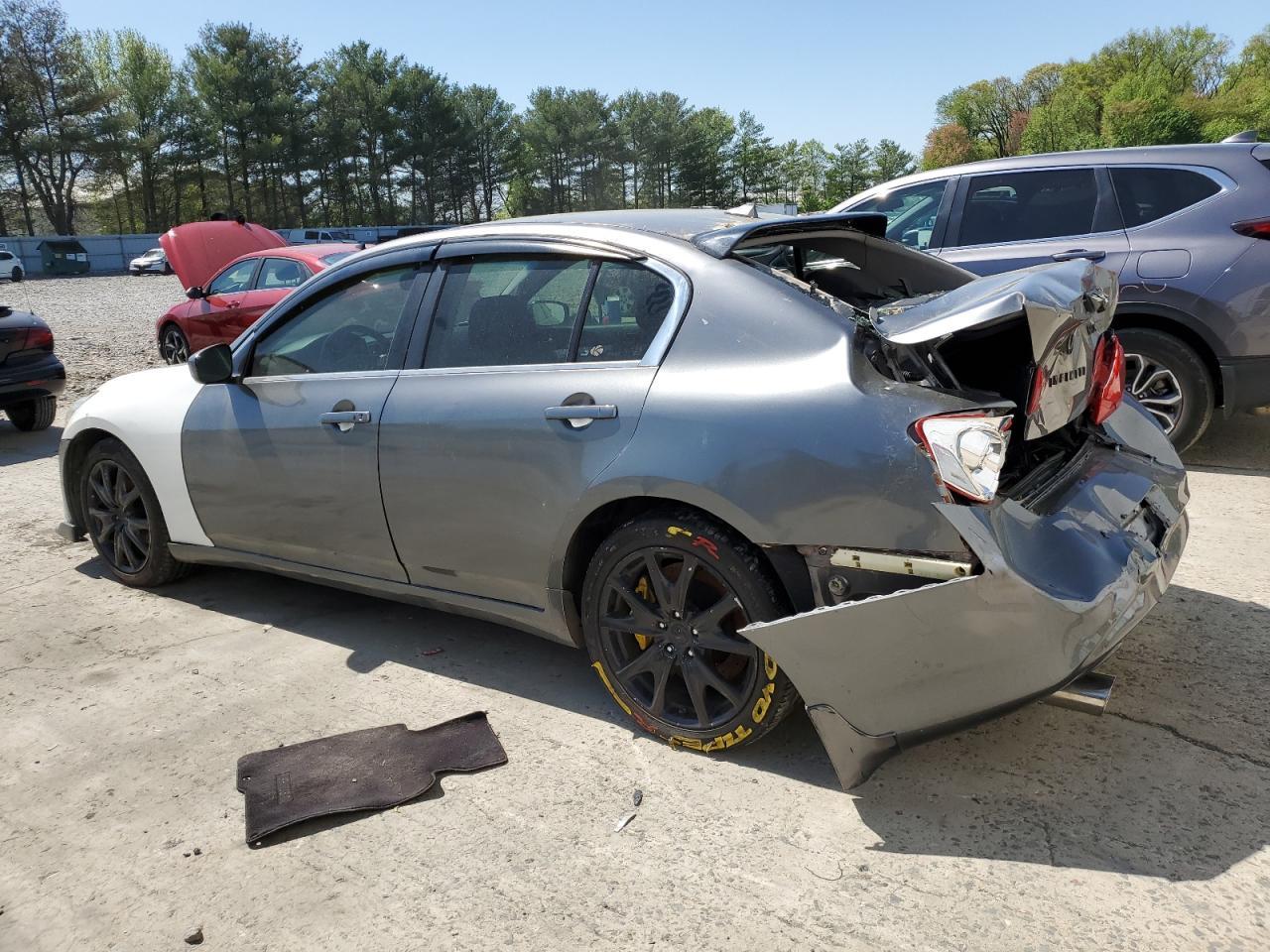 2011 Infiniti G37 - Фото 2