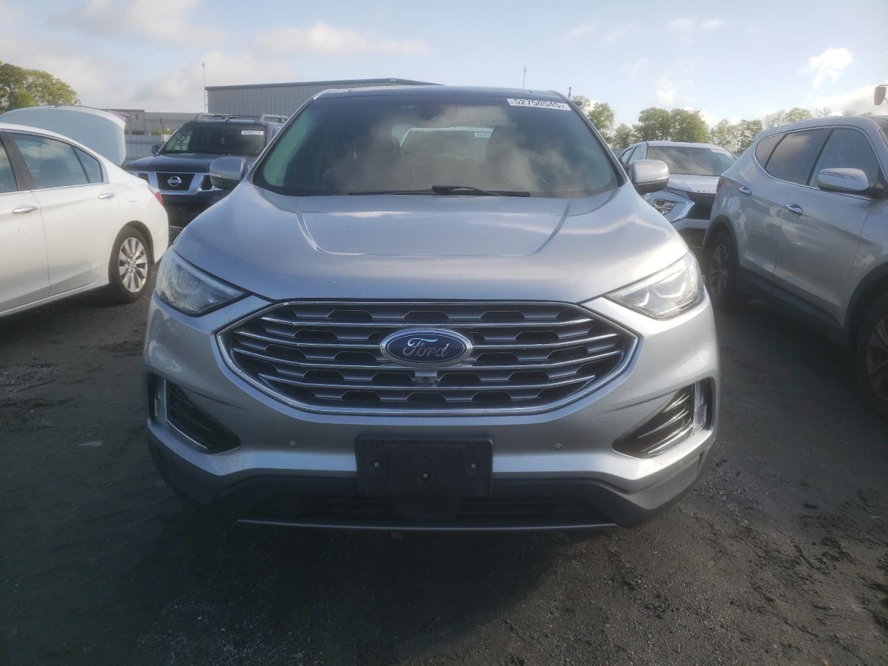 2020 Ford Edge Titanium - Фото 5