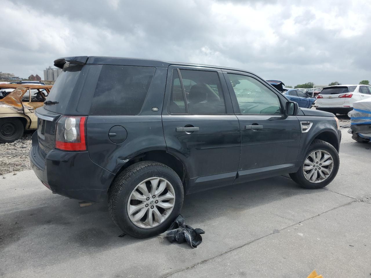 2011 Land Rover Lr2 Hse - Image 3