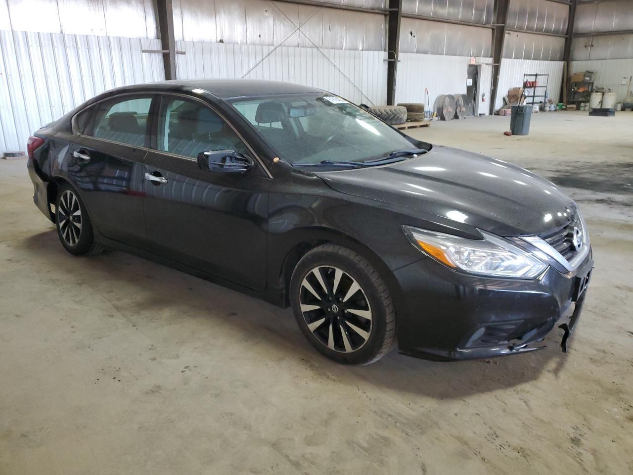 2018 Nissan Altima 2.5 - Image 4