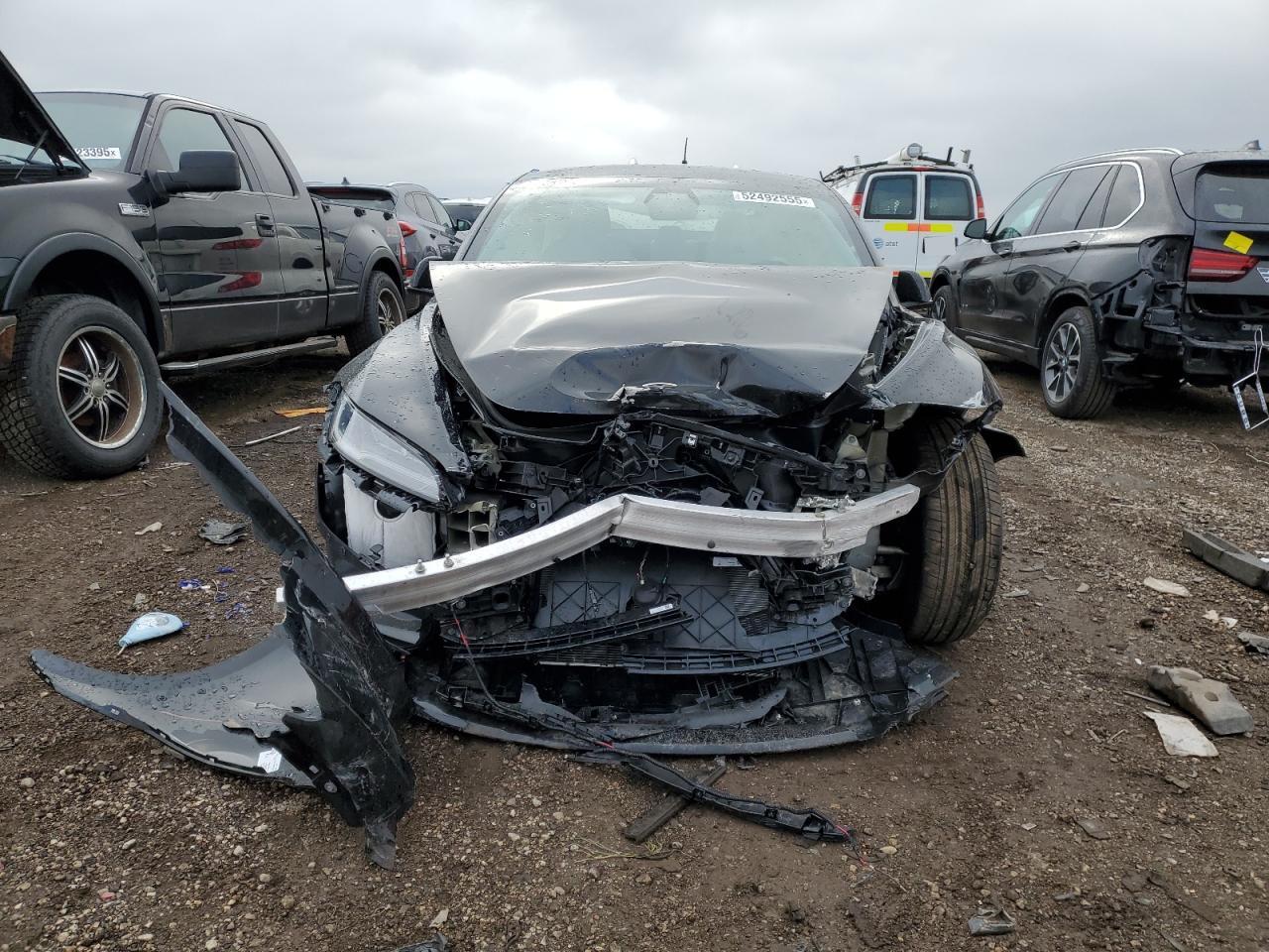 2025 Tesla Model 3 - Фото 5