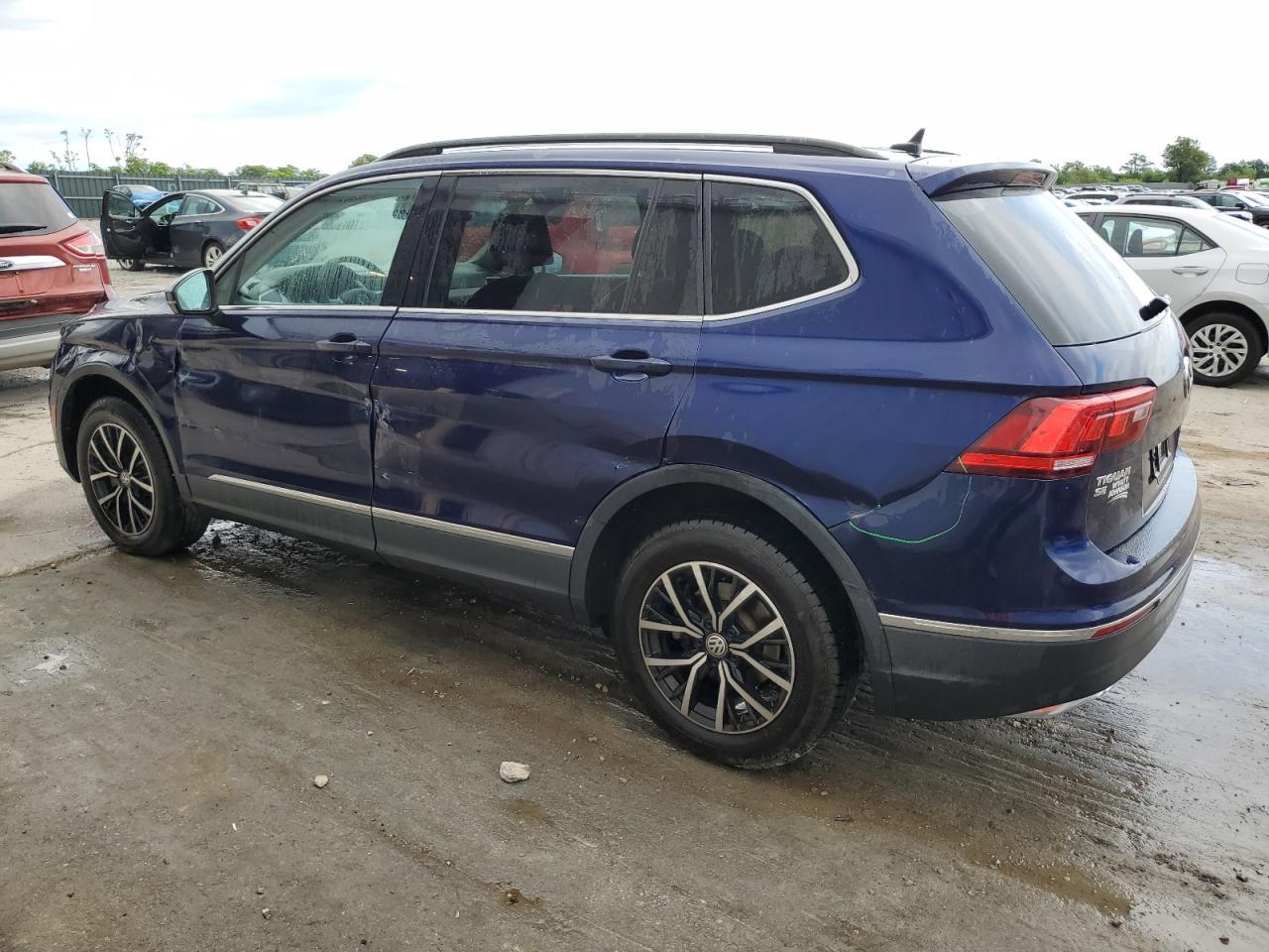 2021 Volkswagen Tiguan Se - Фото 2