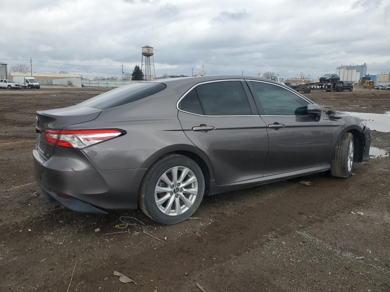 2018 Toyota Camry L - Фото 3