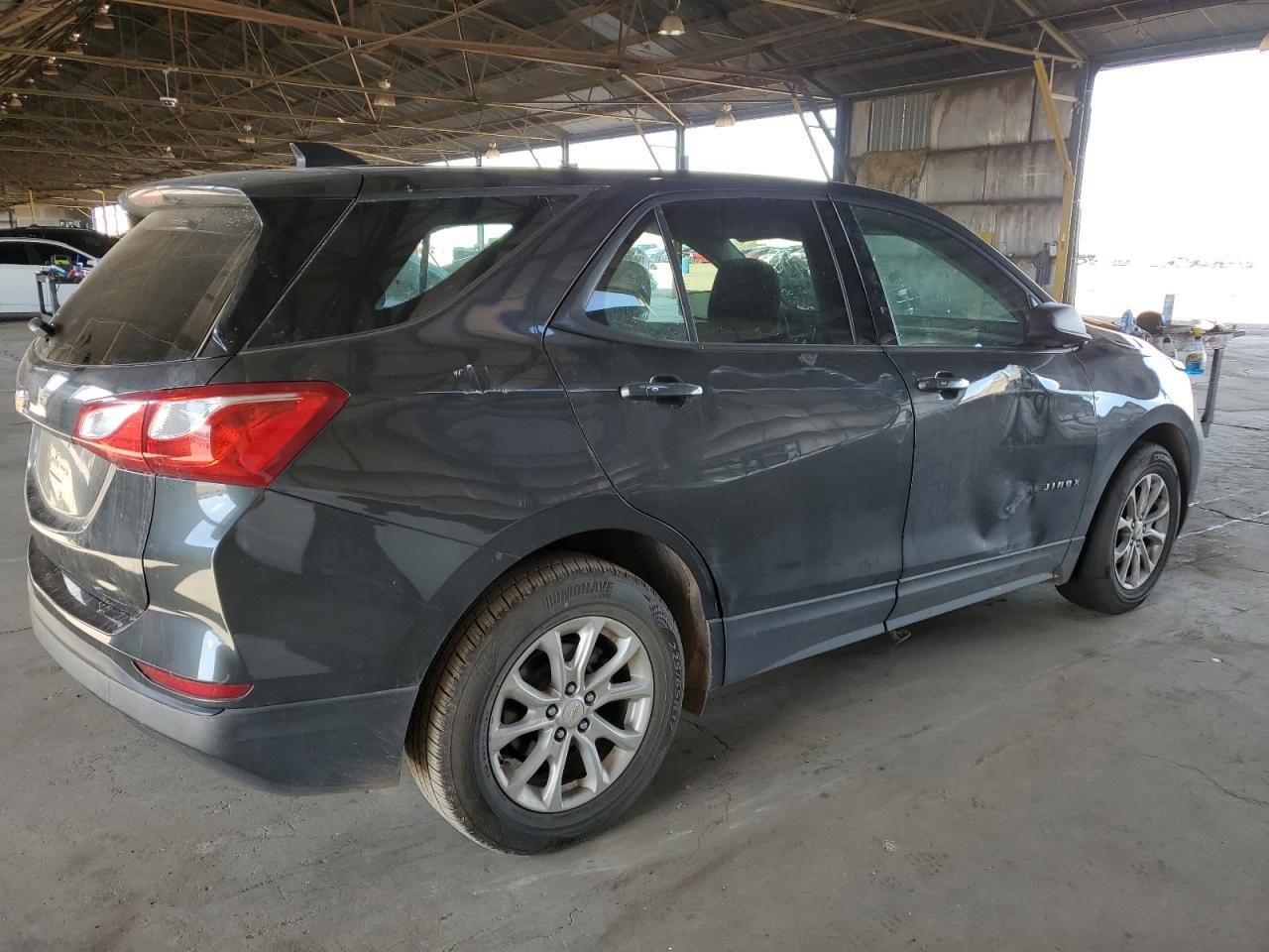 2019 Chevrolet Equinox Ls - Фото 3