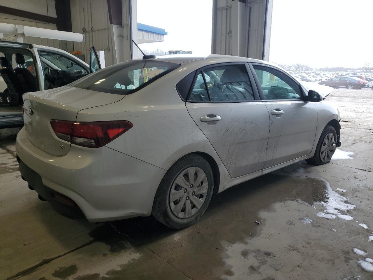 2019 Kia Rio S - Фото 3