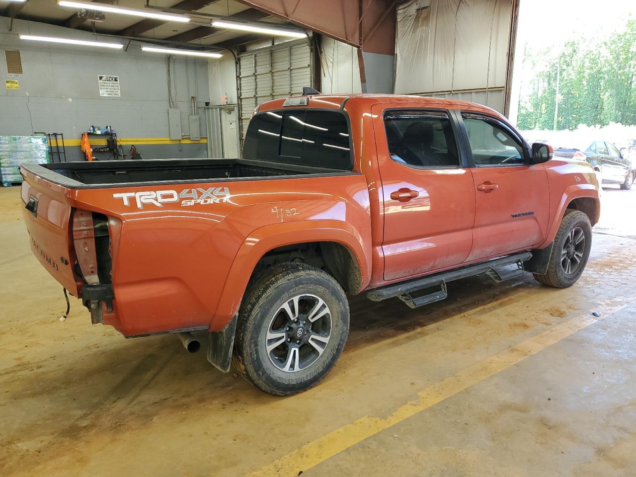 2018 Toyota Tacoma Double Cab - Фото 3