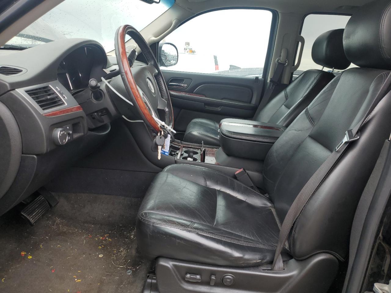 2007 Cadillac Escalade Luxury - Image 7