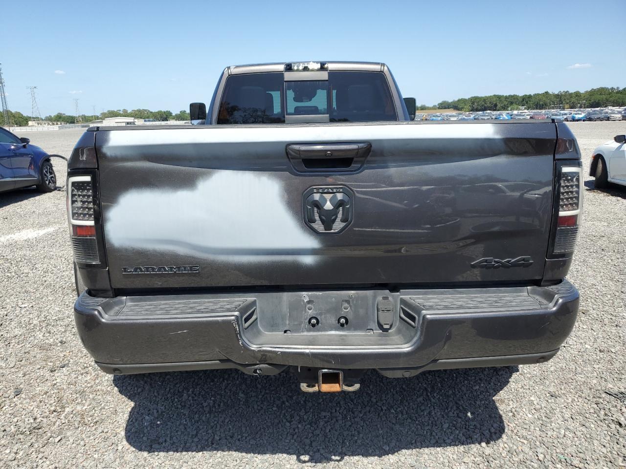 2020 Ram 3500 Laramie - Фото 6