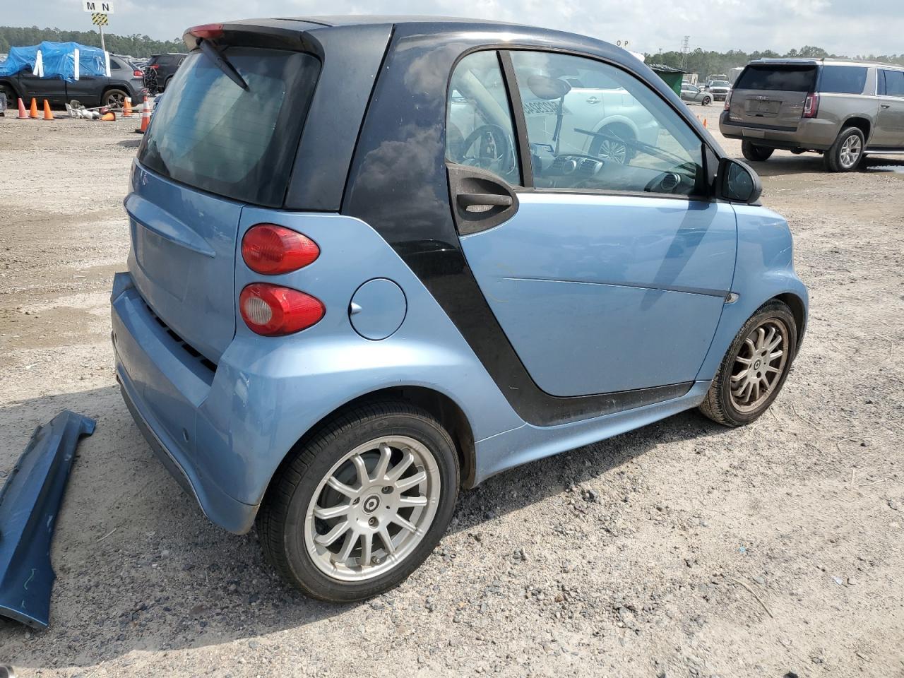 2013 Smart Fortwo Pure - Фото 3