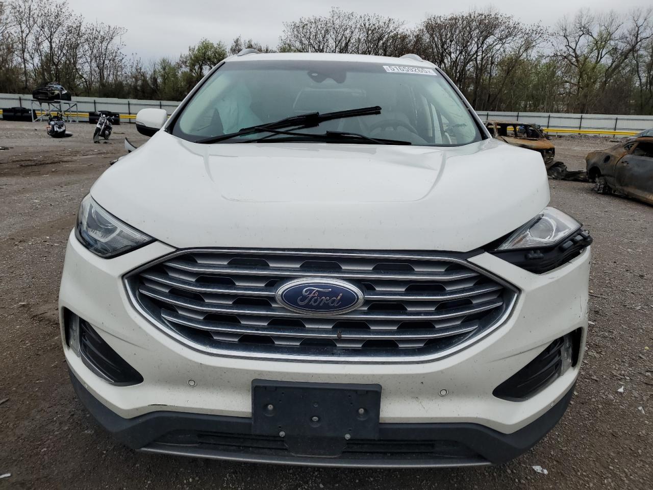 2022 Ford Edge Titanium - Image 5