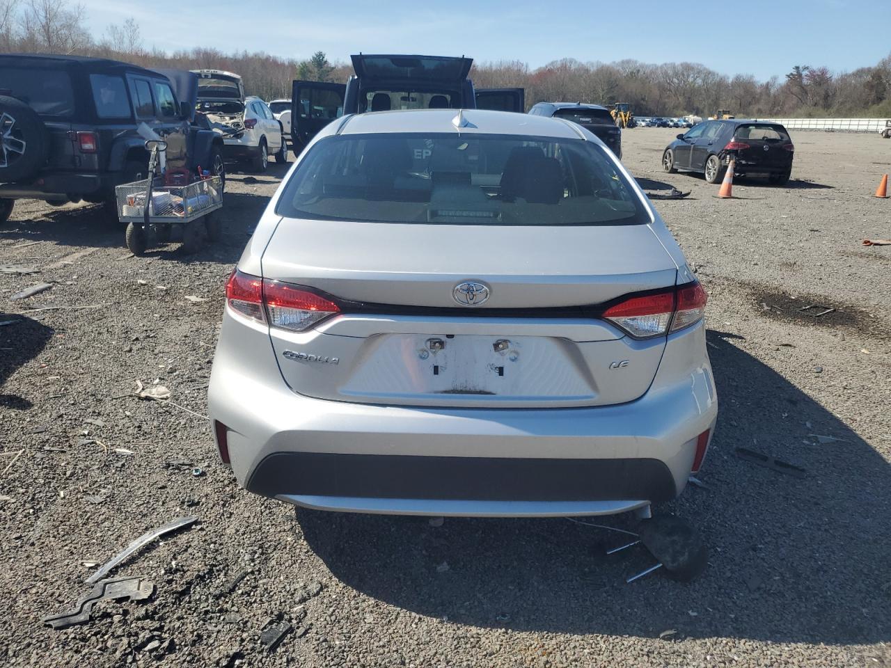 2020 Toyota Corolla Le - Фото 6