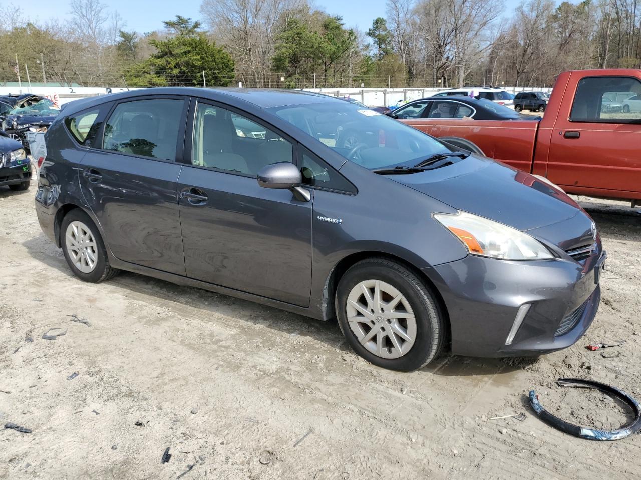 2012 Toyota Prius V - Фото 4