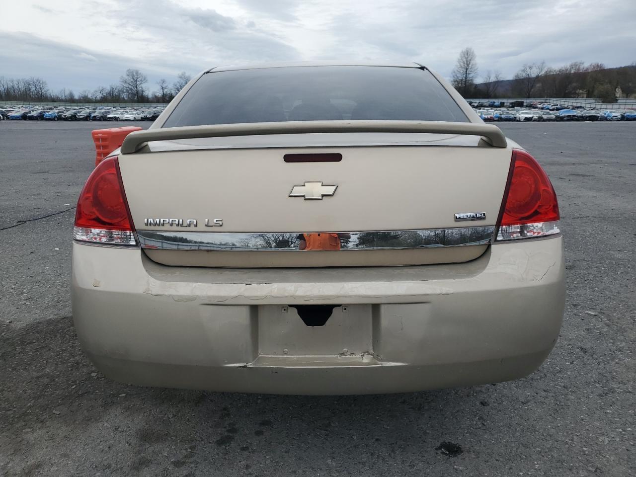 2011 Chevrolet Impala Ls - Image 6