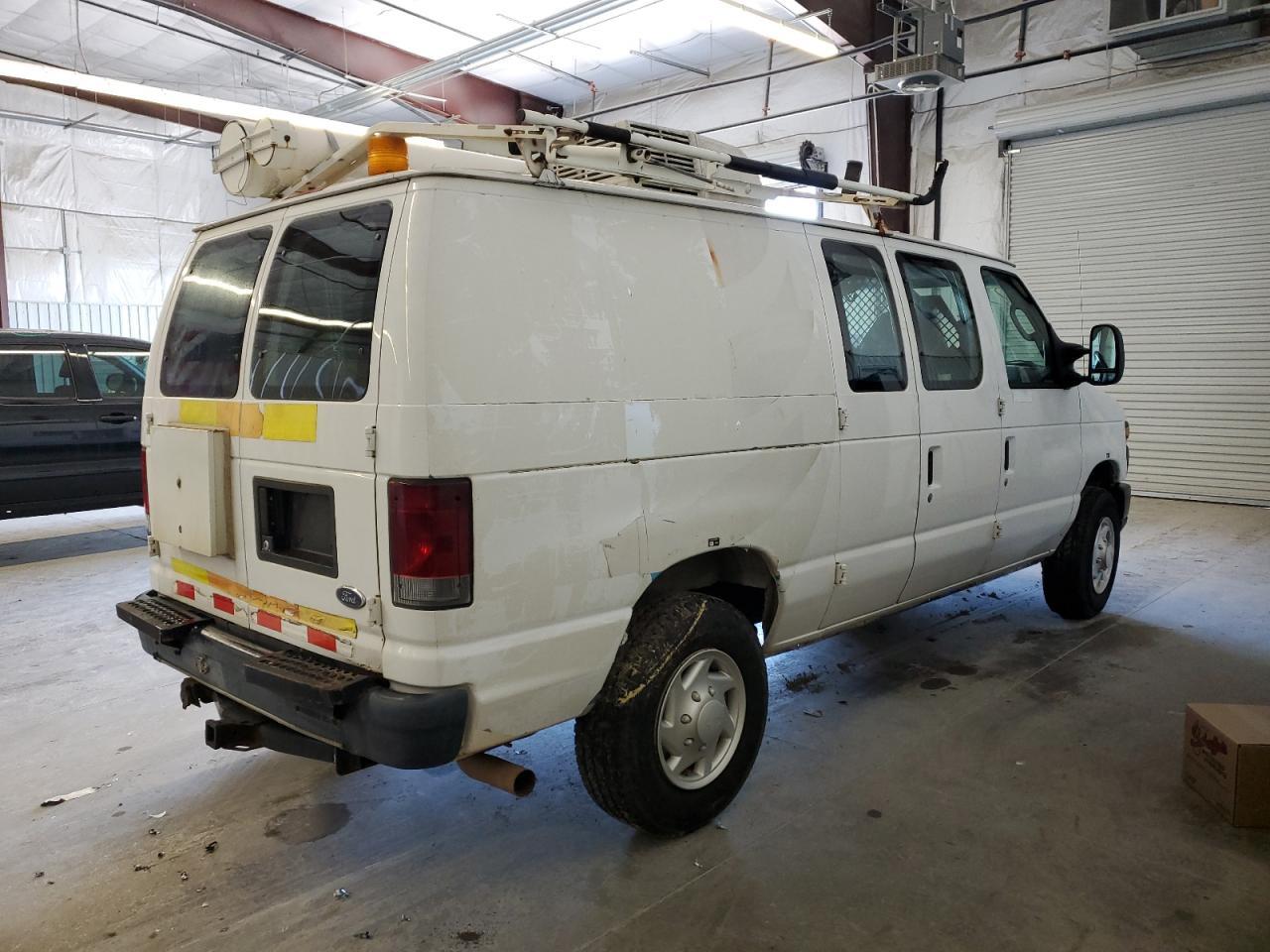 2008 Ford Econoline E350 Super Duty Van - Фото 3