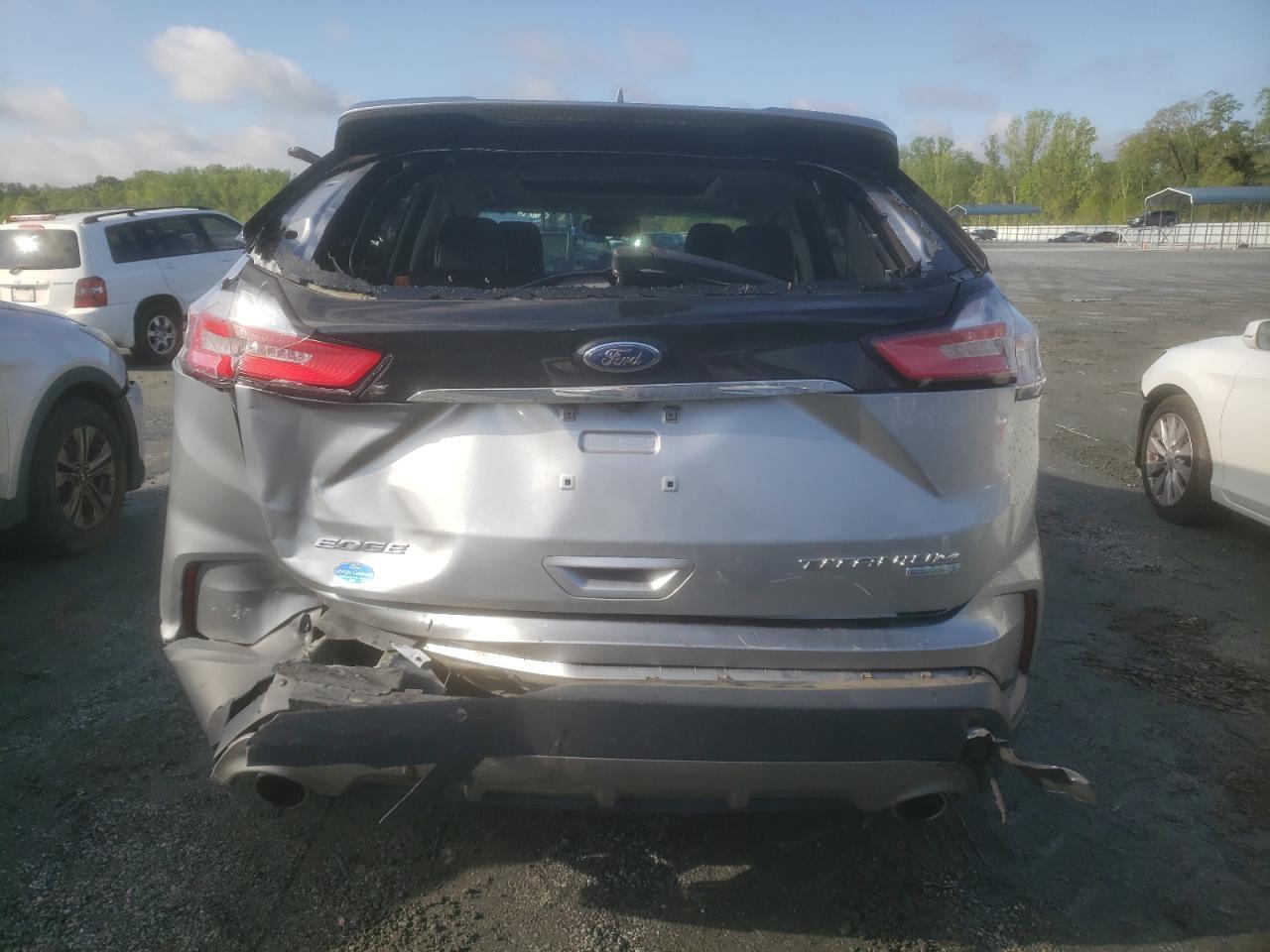 2020 Ford Edge Titanium - Фото 6