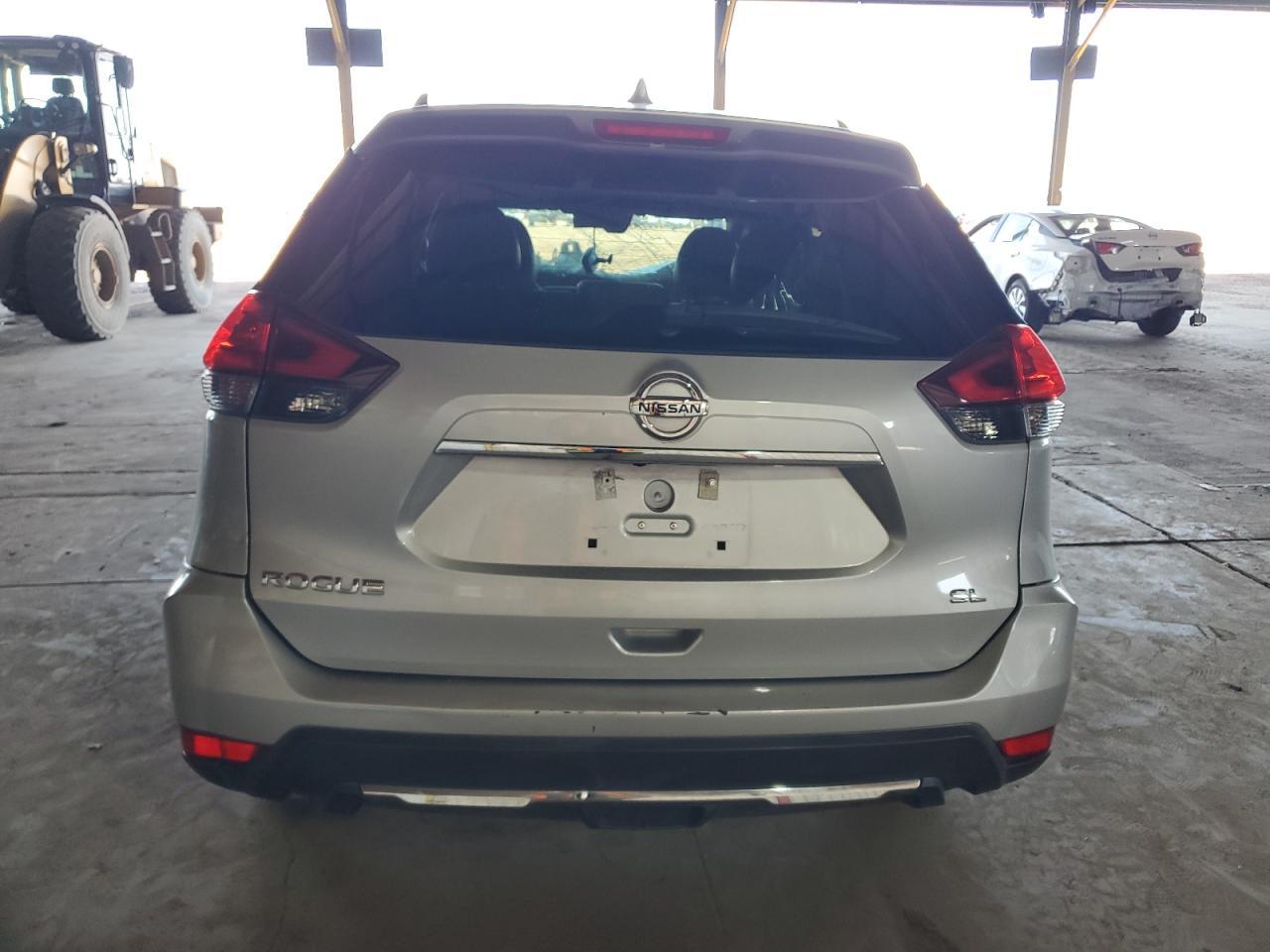 2018 Nissan Rogue S - Фото 6