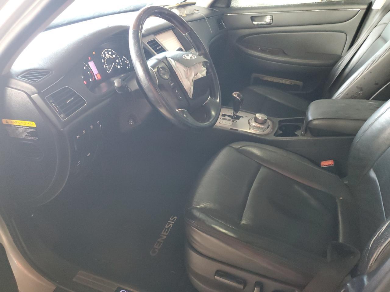 2011 Hyundai Genesis 4.6L - Image 7